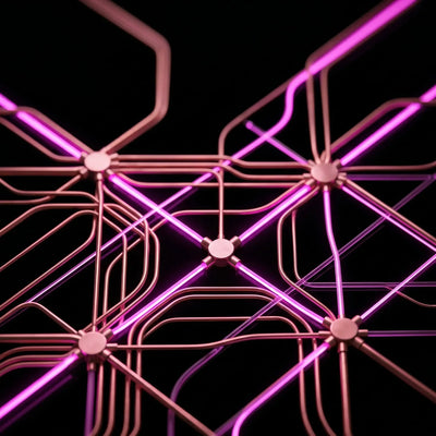 Visualizzazione astratta di circuiti tecnici magenta e percorsi di dati strutturati per l'ottimizzazione di Shopify per ChatGPT. 